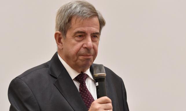 Prof. Zoll o kandydaturach Pawłowicz i Piotrowicza: To jest jakaś masakra po prostu