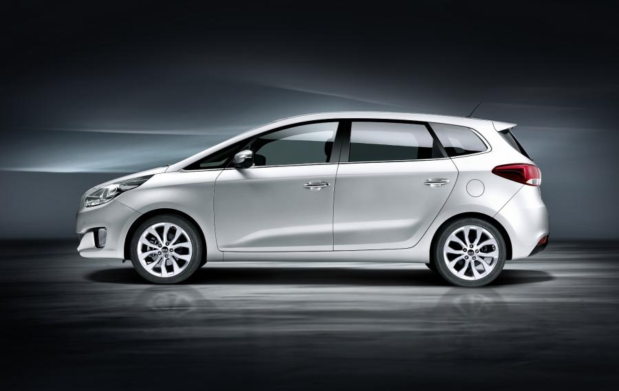 Kia carens