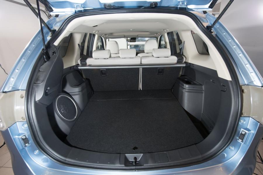 Mitsubishi outlander PHEV - spala 1,9 l/100 km?