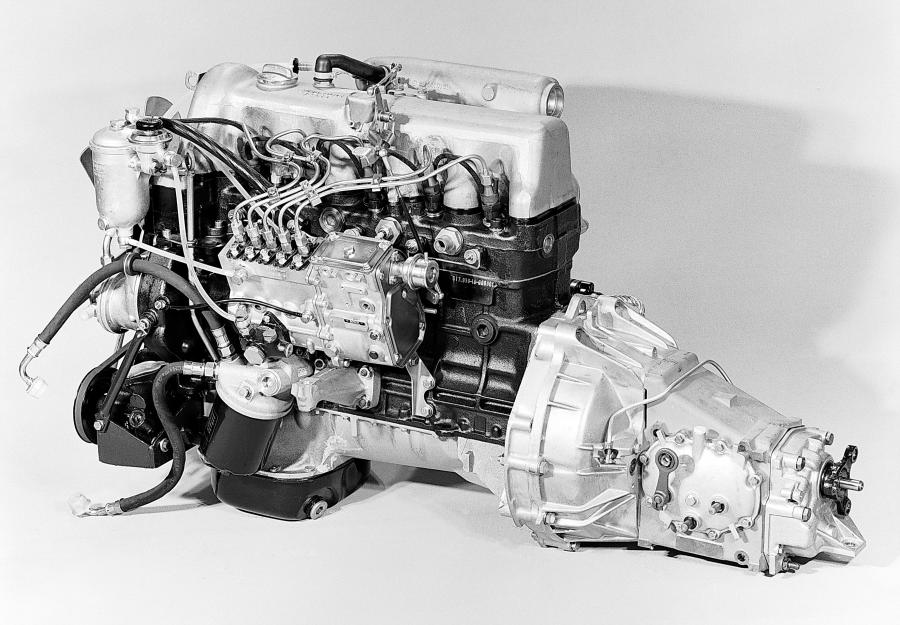 Silnik mercedes 240D 3.0