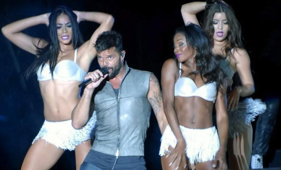 Ricky Martin podczas koncertu w Buenos Aires