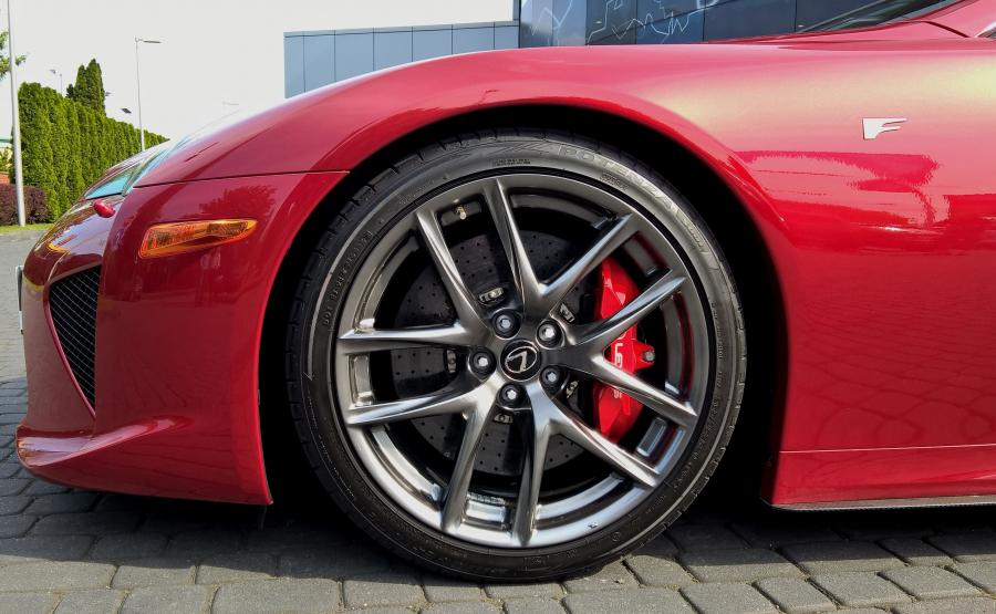 Lexus LFA