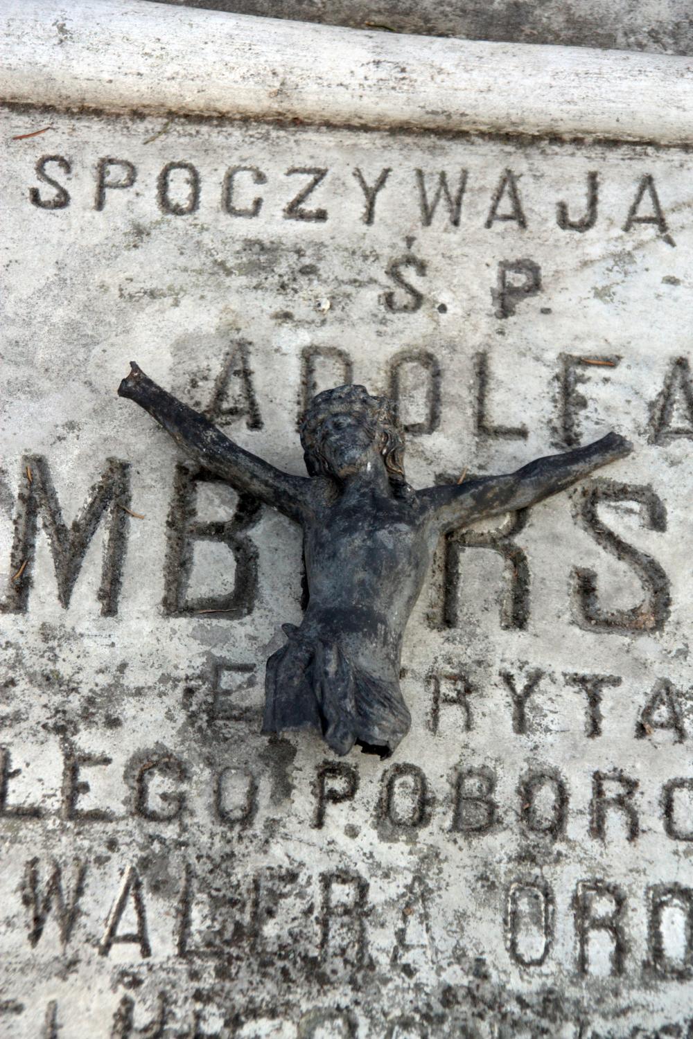 STARY CMENTARZ KATEDRALNY W ŁOMŻY