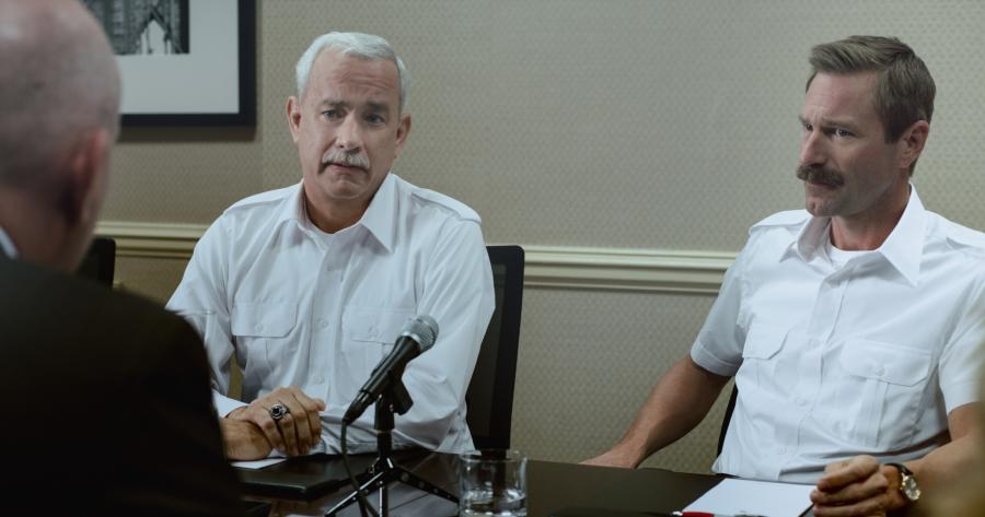 Film Clinta Eastwooda z Tomem Hanksem "Sully" od 2 grudnia 2016 w polskich kinach.