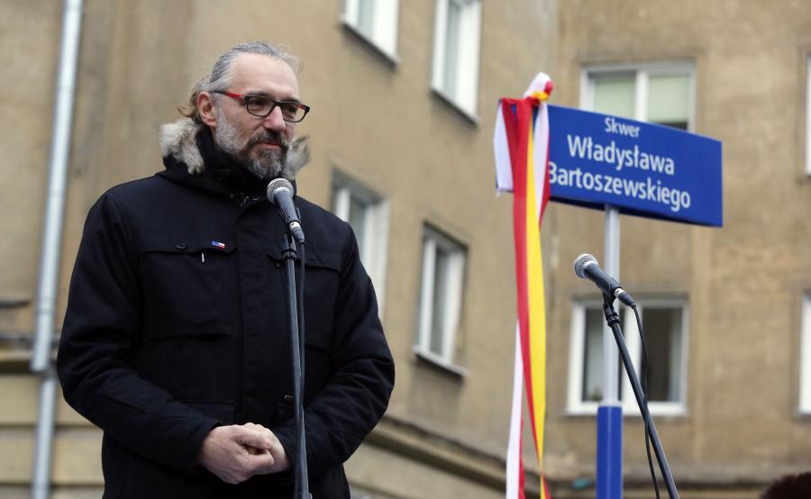 WŁADYSŁAW BARTOSZEWSKI UHONOROWANY W WARSZAWIE